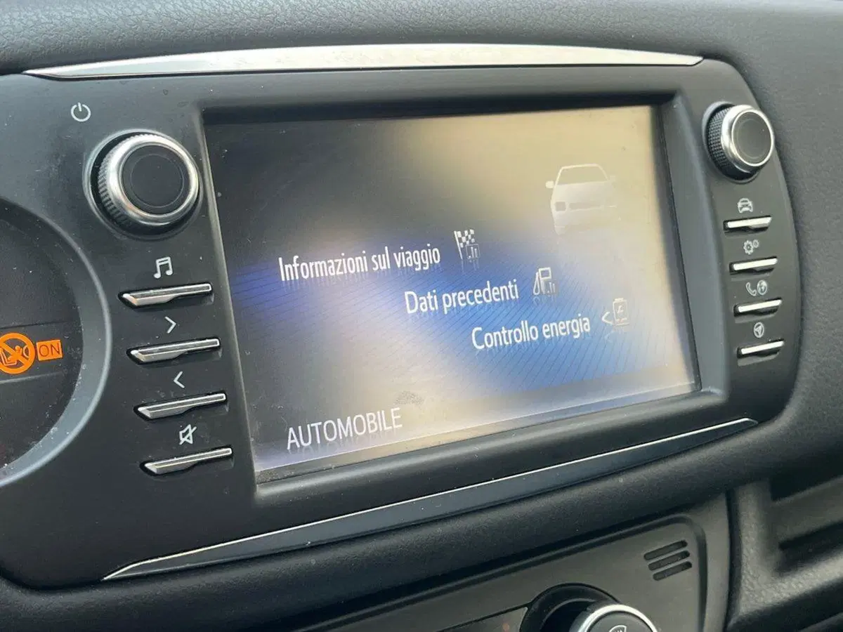 Toyota Yaris usata a Ragusa (10)