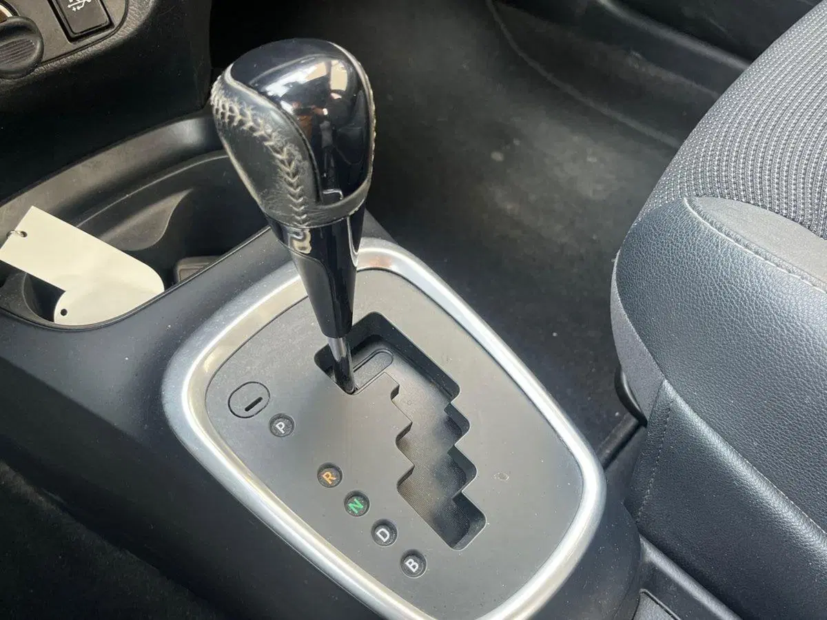 Toyota Yaris usata a Ragusa (12)