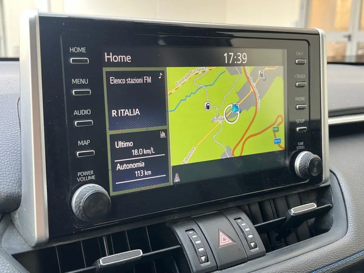 Toyota Rav4 usata a Ragusa (10)