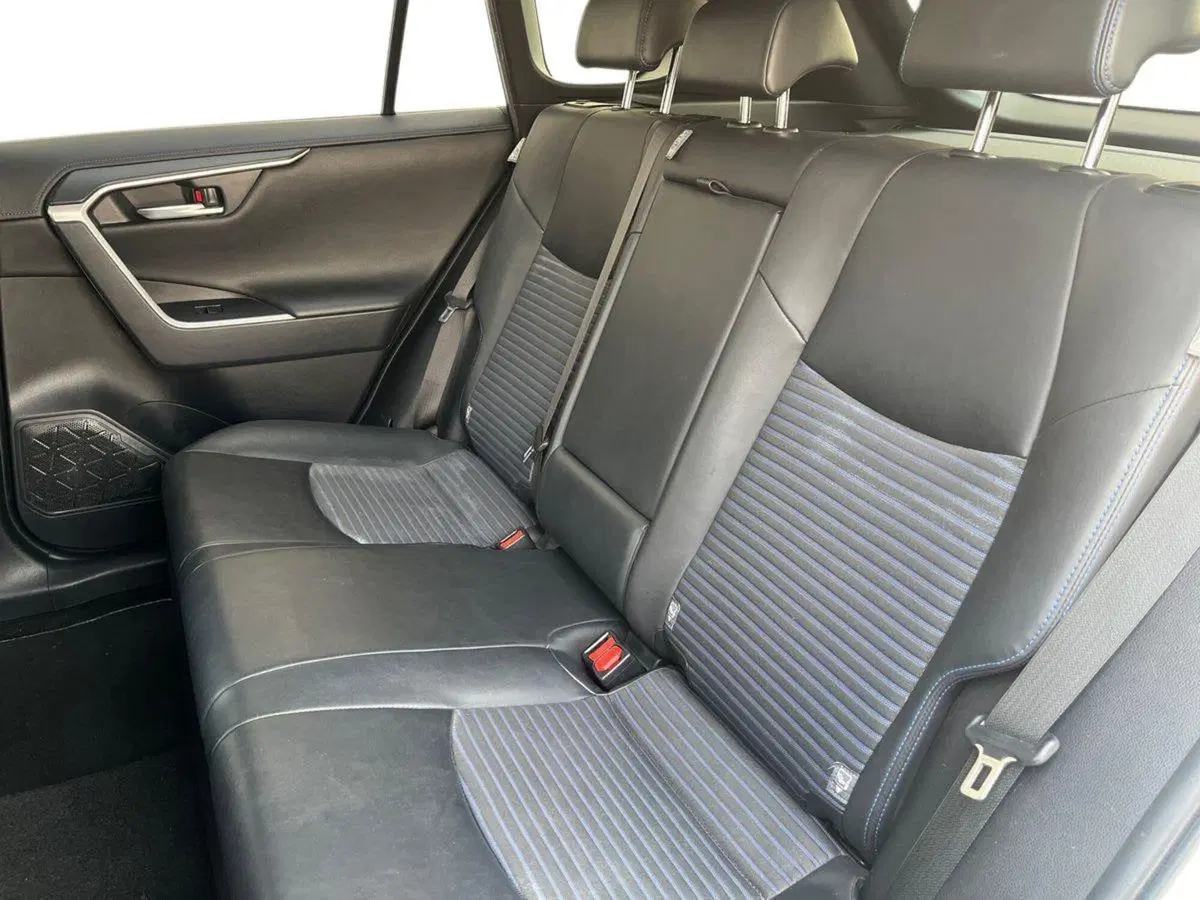 Toyota Rav4 usata a Ragusa (11)