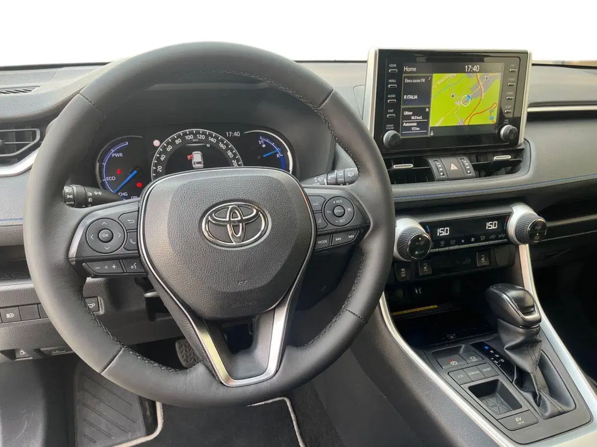 Toyota Rav4 usata a Ragusa (8)
