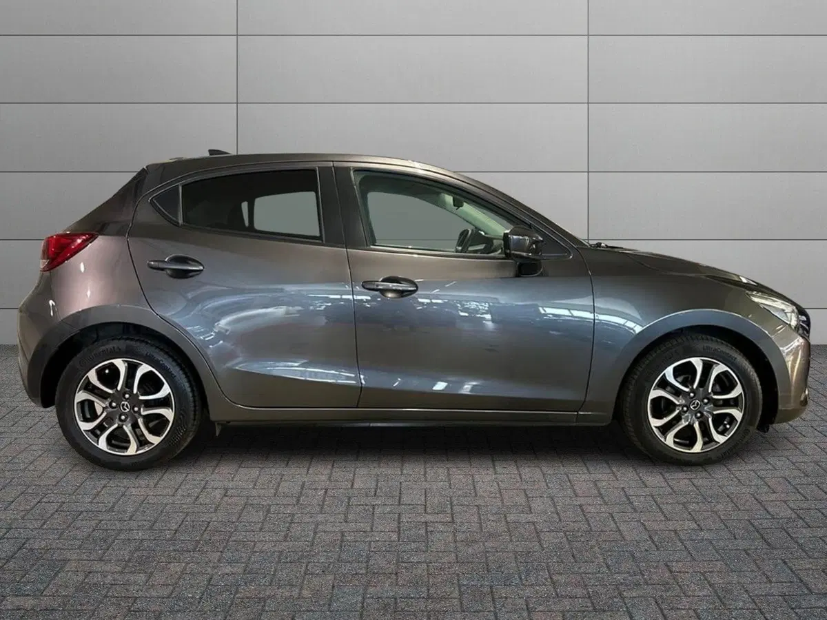 Mazda Mazda2 usata a Milano (4)