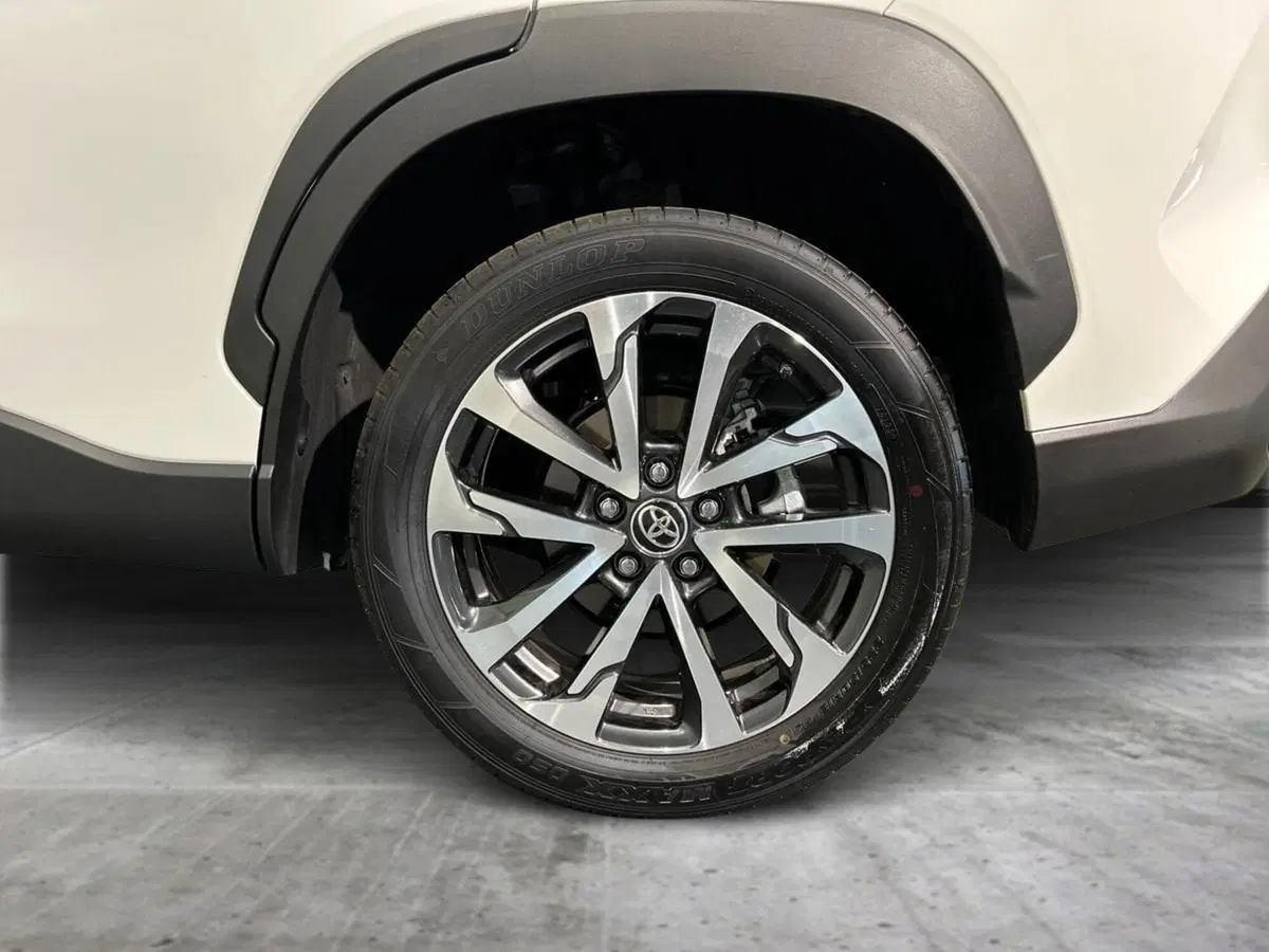 Toyota Corolla Cross Hybrid usata a Milano (12)