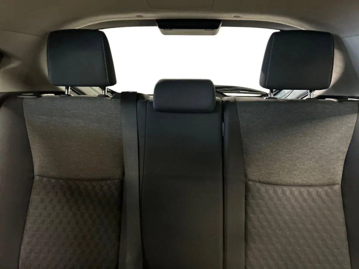 Toyota Yaris usata a Milano (12)
