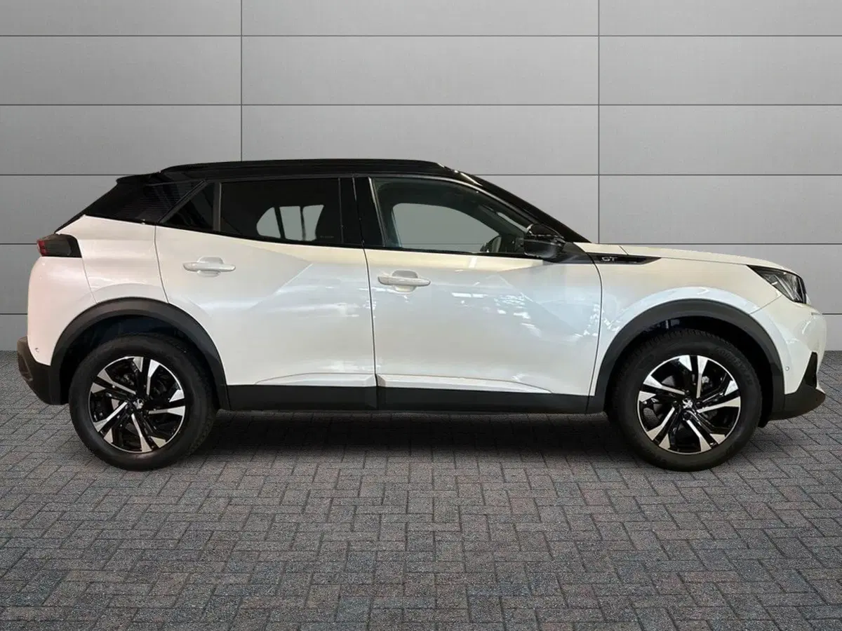 Peugeot 2008 usata a Milano (4)