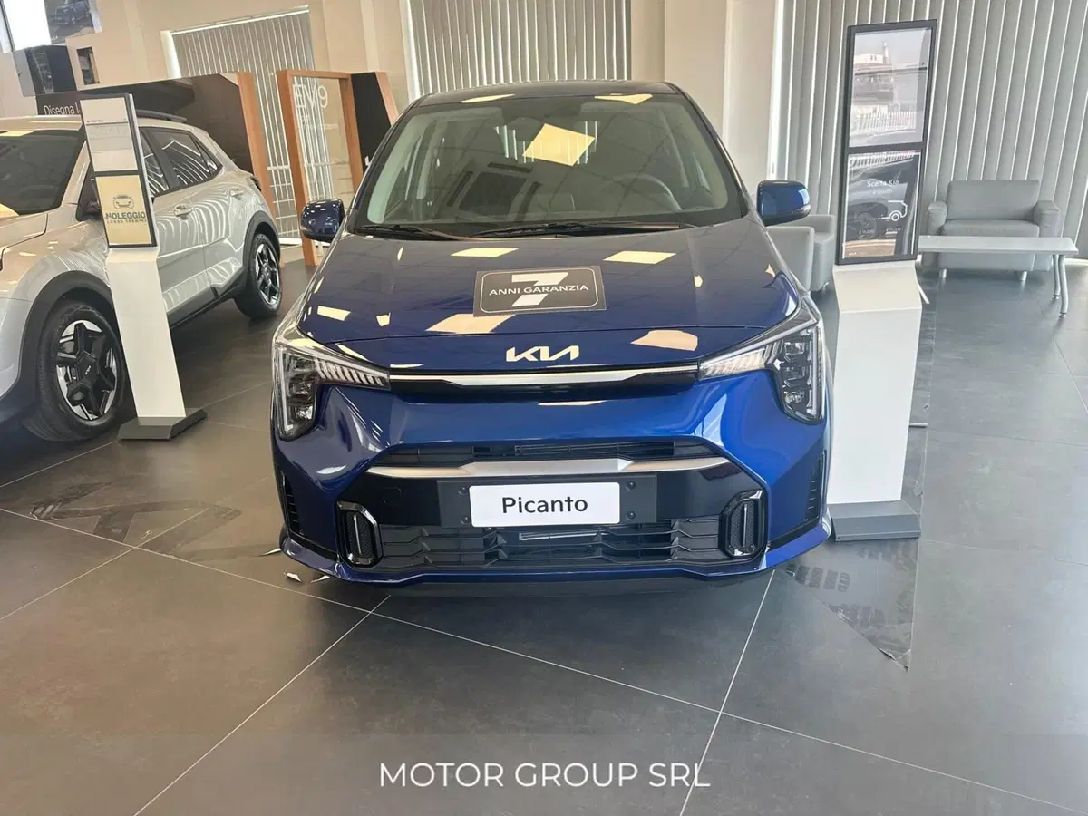 Kia Picanto nuova a Napoli (7)