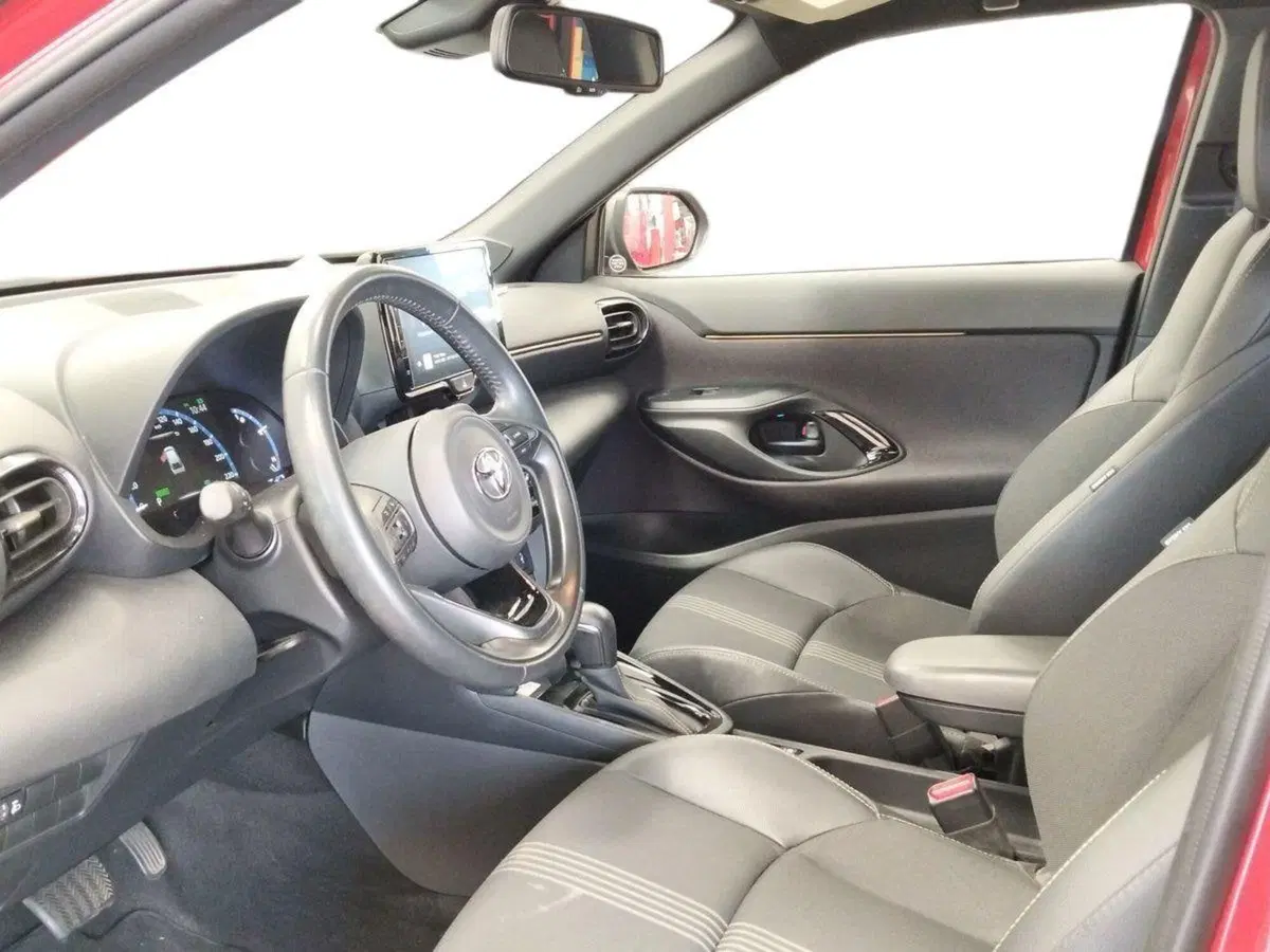 Toyota Yaris Cross usata a Roma (6)