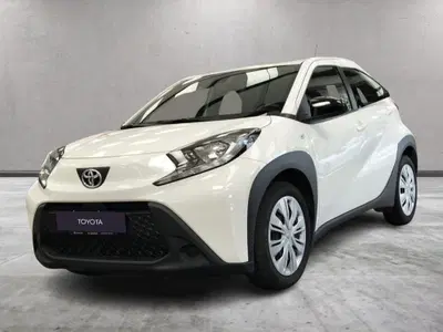 Toyota Aygo X 1.0 Active 72cv del 2024 usata a Genzano di Roma