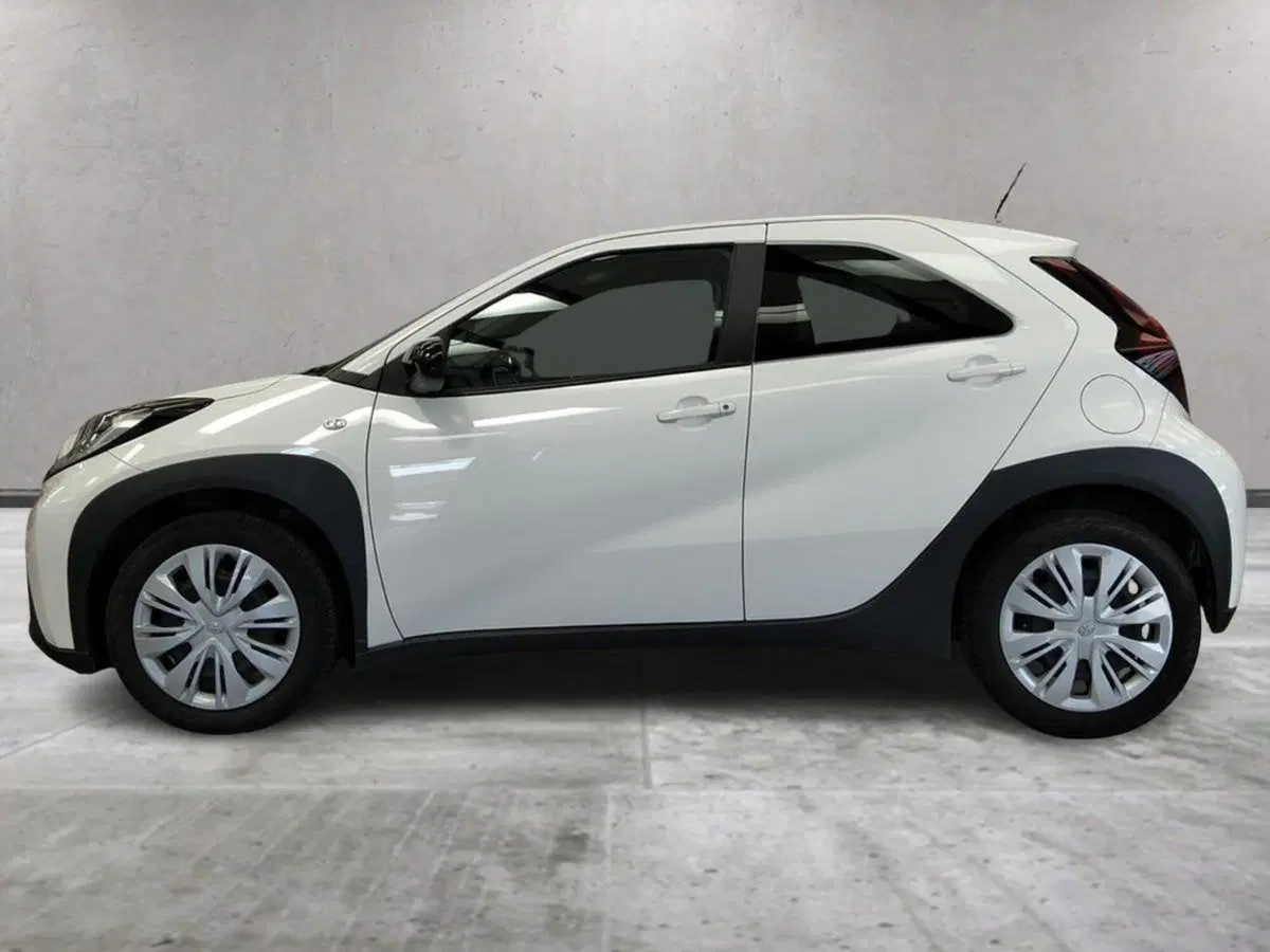 Toyota Aygo X usata a Roma (2)