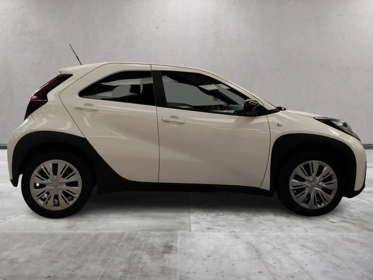Toyota Aygo X usata a Roma (3)