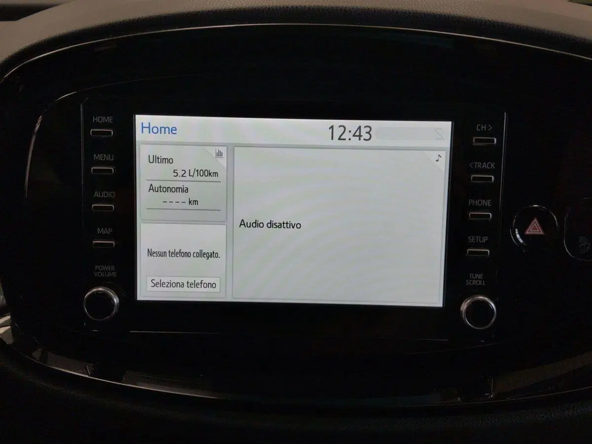 Toyota Aygo X usata a Roma (10)