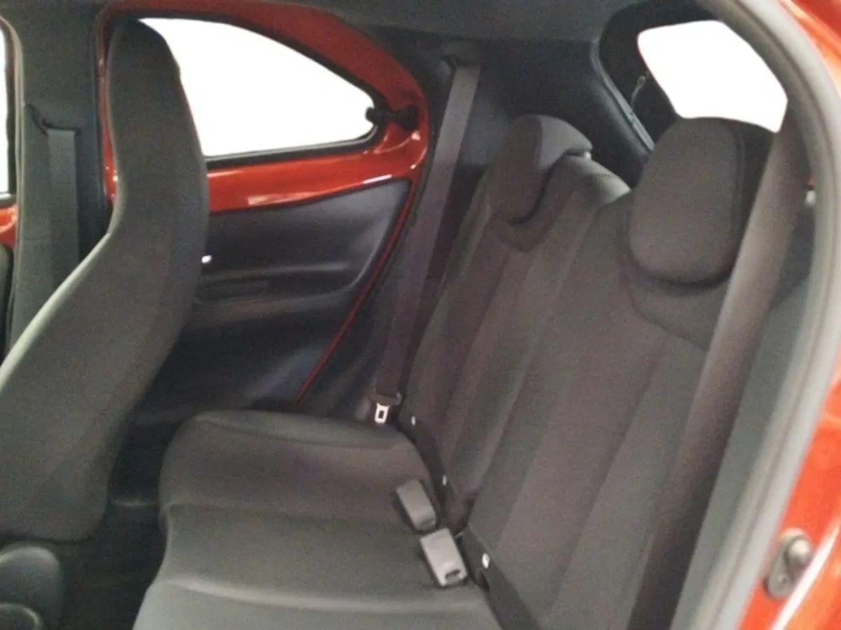 Toyota Aygo X usata a Roma (10)