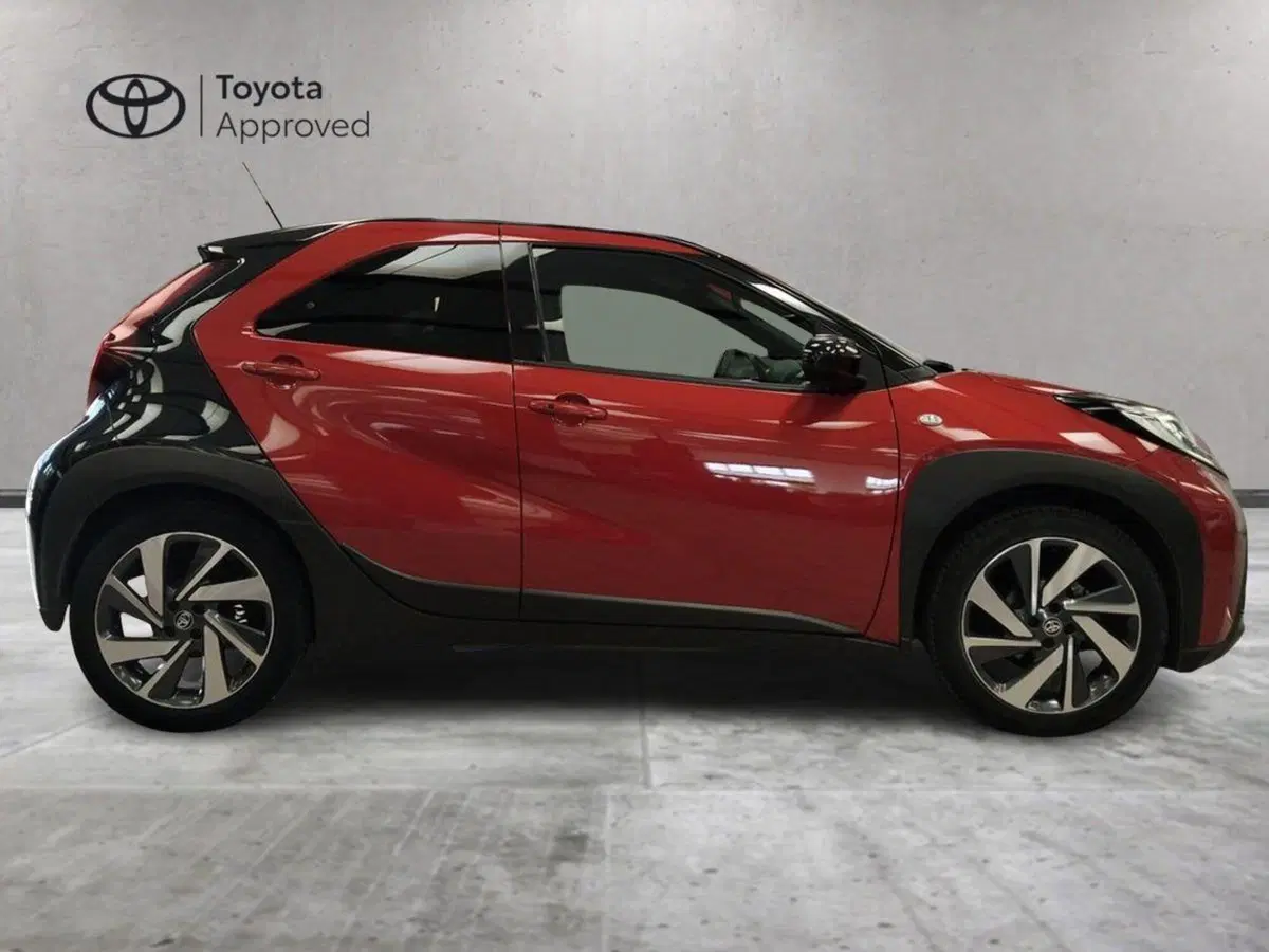 Toyota Aygo X usata a Roma (3)