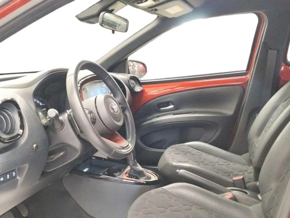 Toyota Aygo X usata a Roma (6)