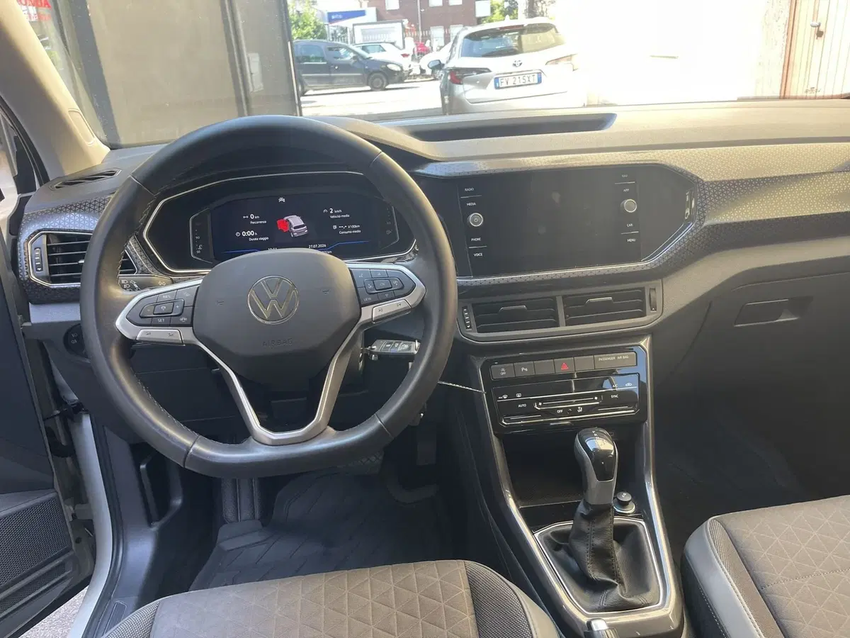 Volkswagen T-Cross usata a Bologna (12)
