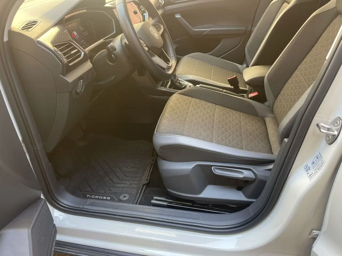 Volkswagen T-Cross usata a Bologna (15)
