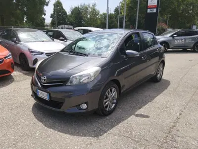 Toyota Yaris 1.0 3 porte Active del 2014 usata a Faenza