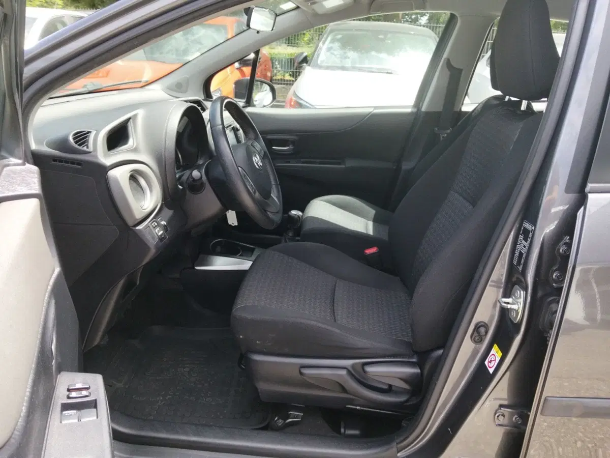 Toyota Yaris usata a Ravenna (14)