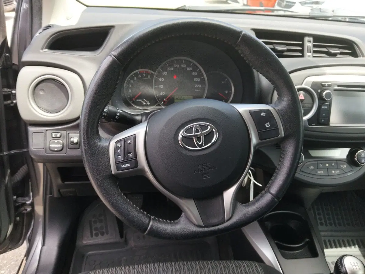 Toyota Yaris usata a Ravenna (16)