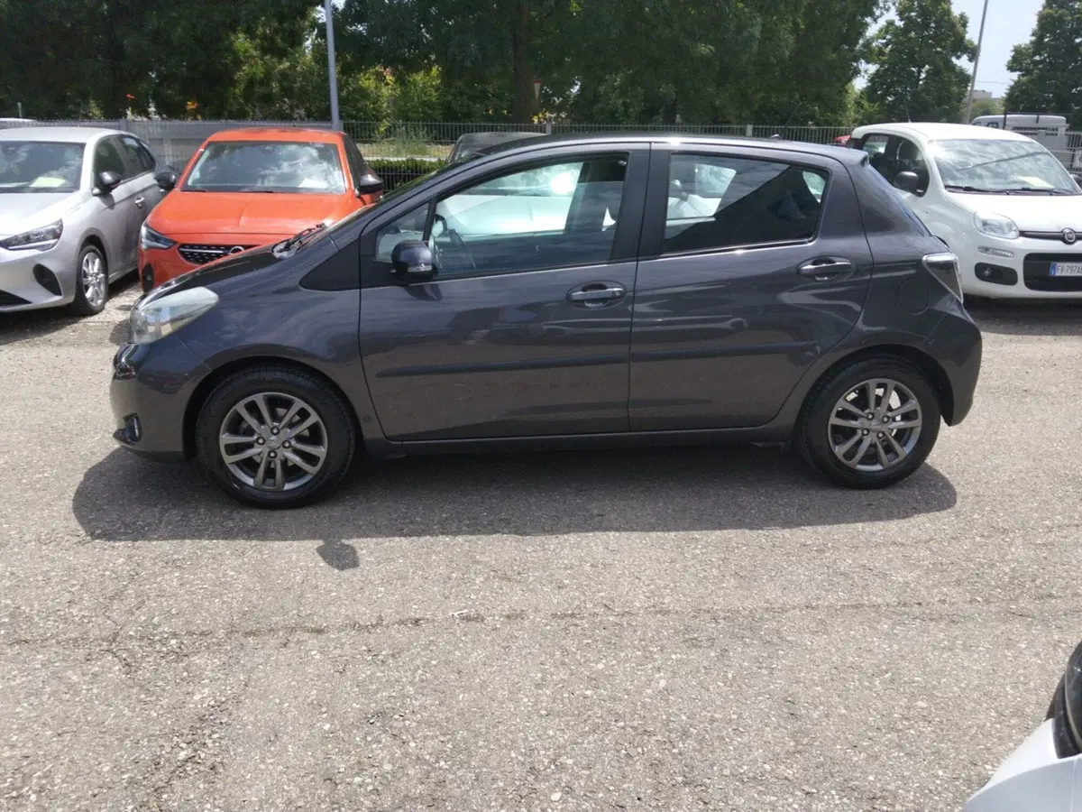 Toyota Yaris usata a Ravenna (3)