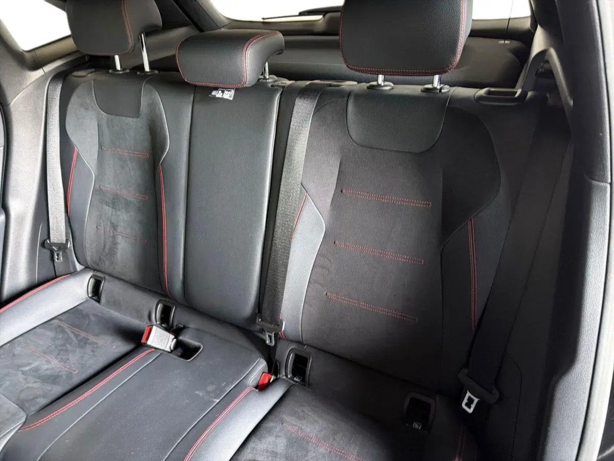 Mercedes-Benz GLA SUV usata a Bergamo (11)