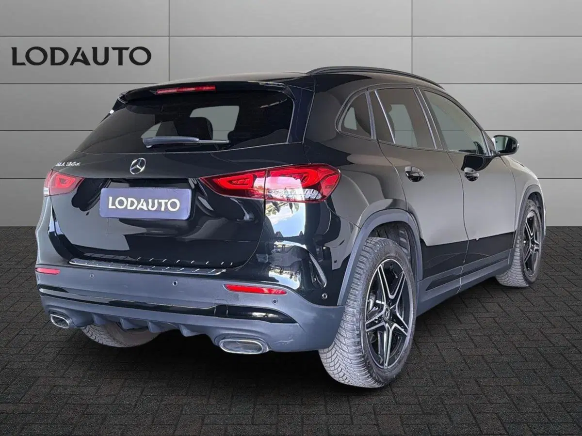 Mercedes-Benz GLA SUV usata a Bergamo (2)