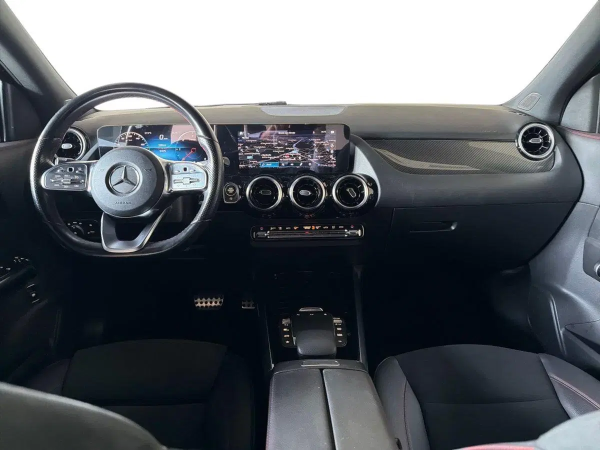 Mercedes-Benz GLA SUV usata a Bergamo (8)