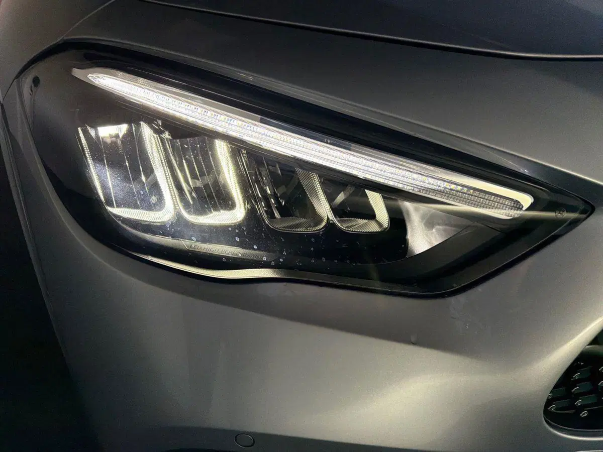 Mercedes-Benz GLA SUV nuova a Bergamo (14)