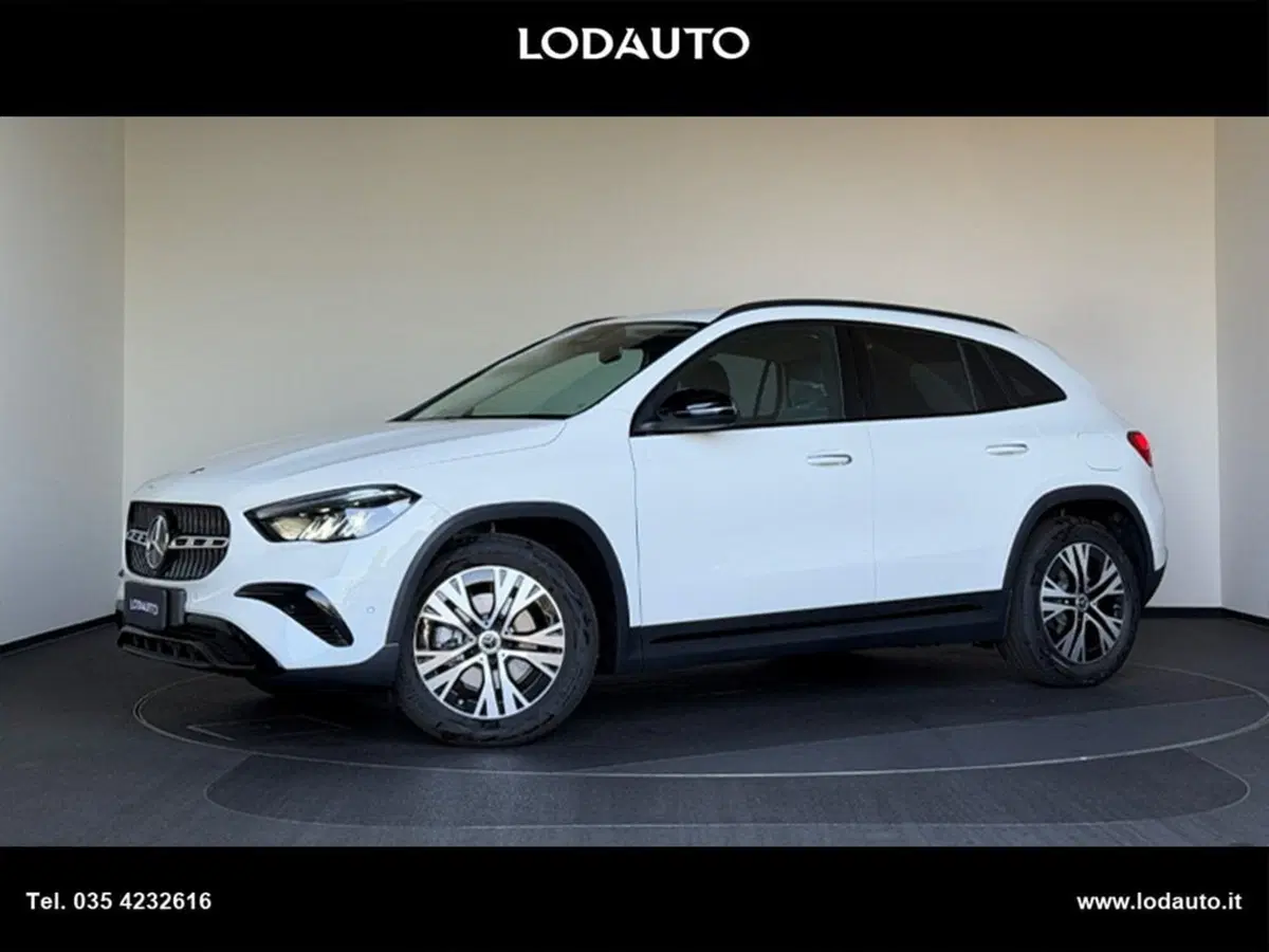 Mercedes-Benz GLA SUV nuova a Bergamo