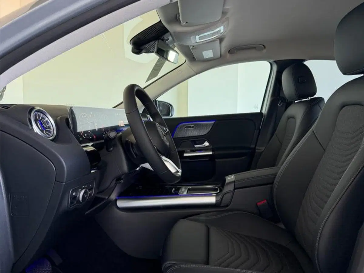 Mercedes-Benz GLA SUV nuova a Bergamo (9)