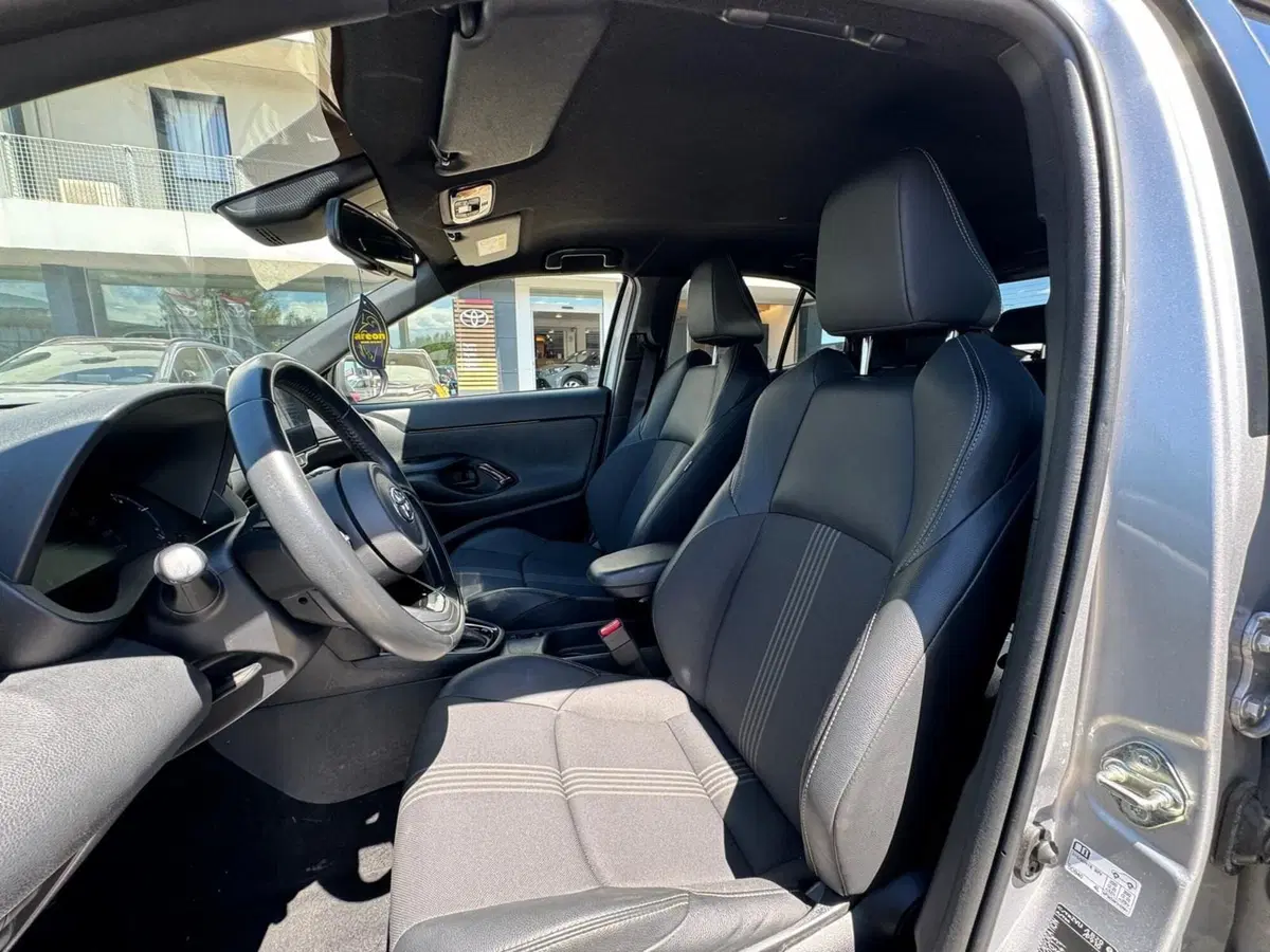 Toyota Yaris Cross usata a Modena (13)