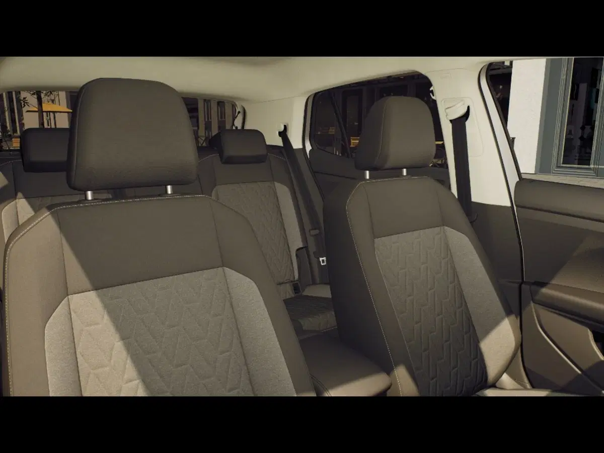 Volkswagen T-Cross nuova a Livorno (8)