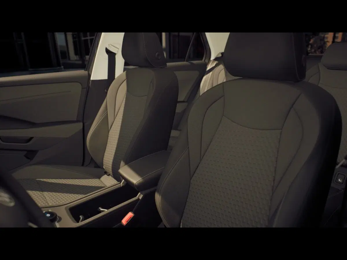 Volkswagen T-Roc nuova a Livorno (8)