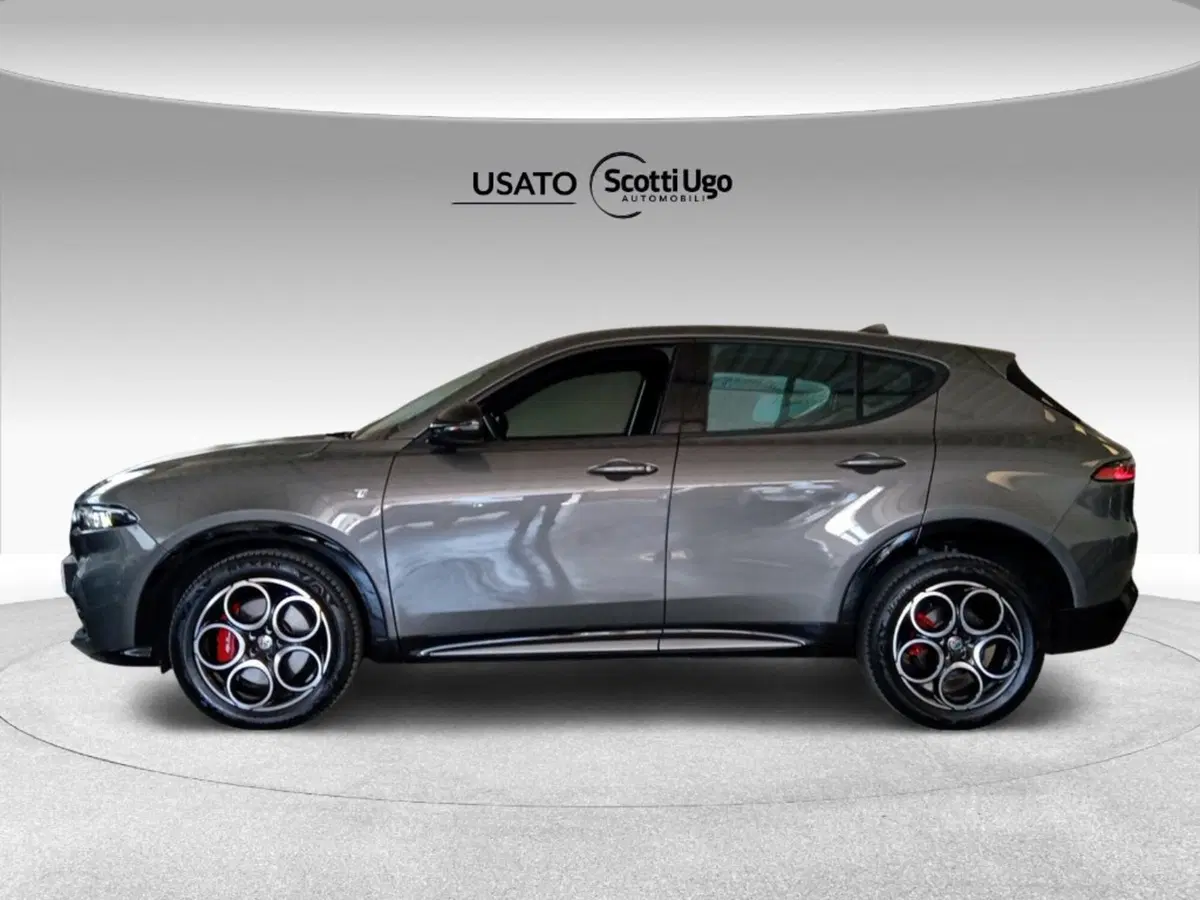 Alfa Romeo Tonale usata a Livorno (5)