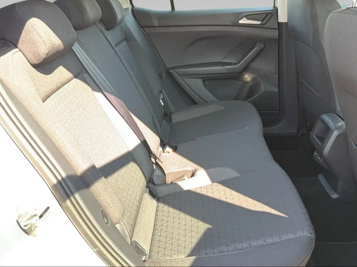 Volkswagen T-Cross usata a Livorno (11)