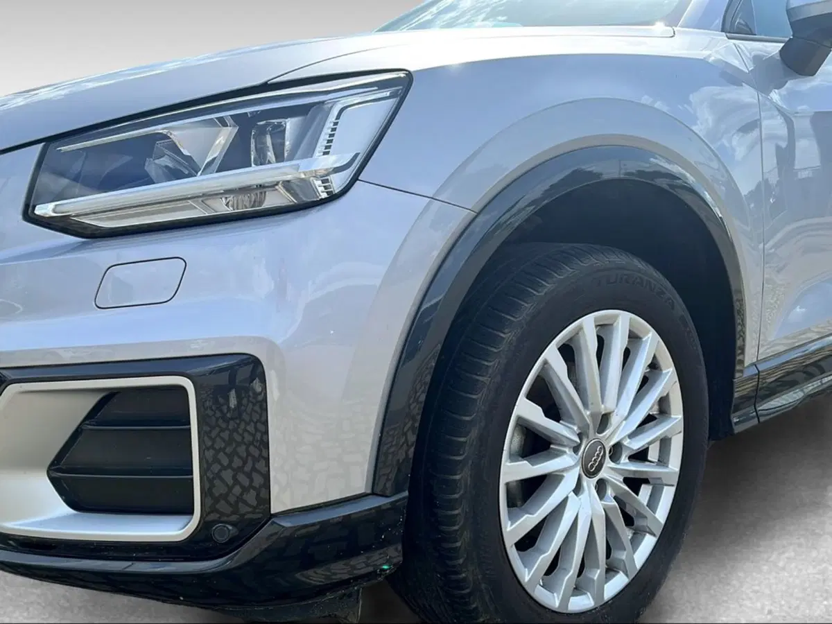 Audi Q2 usata a Grosseto (12)