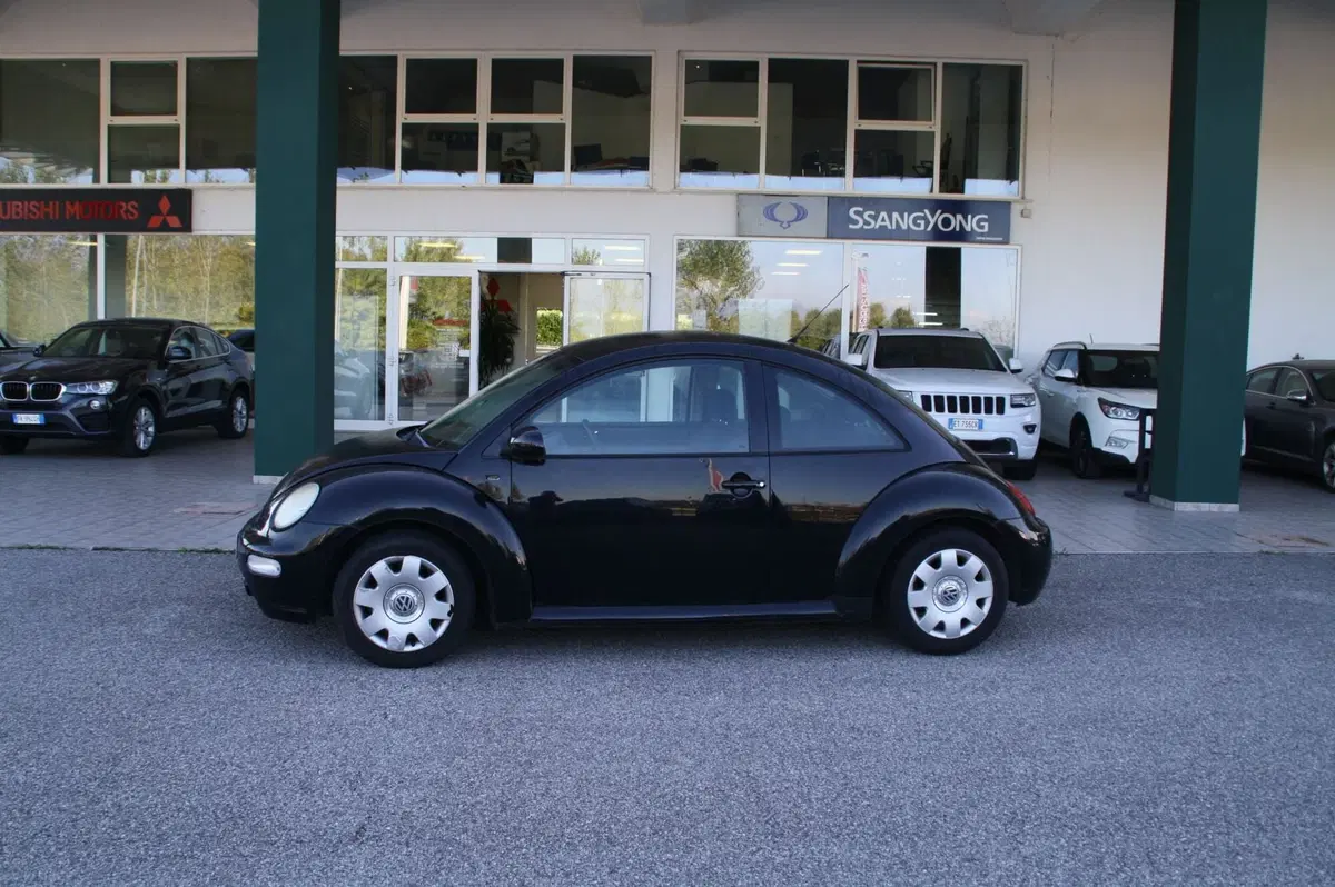 Volkswagen New Beetle usata a Pordenone (3)