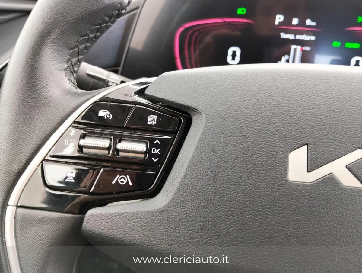 Kia Niro usata a Como (11)