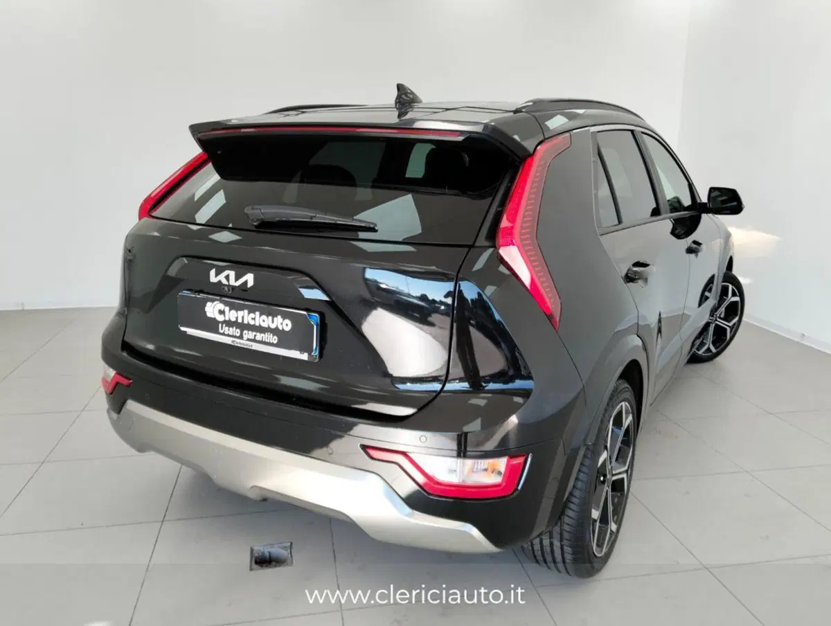 Kia Niro usata a Como (2)