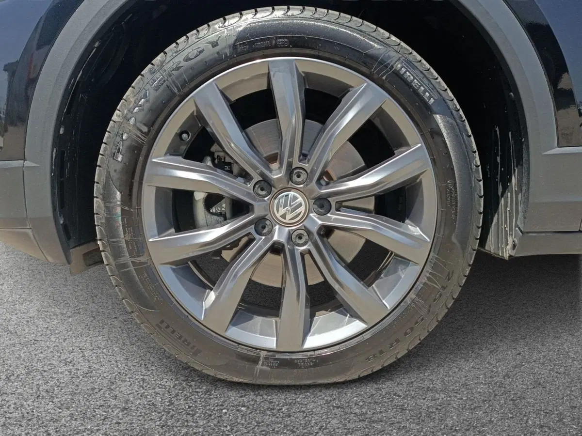 Volkswagen T-Roc usata a Bari (6)