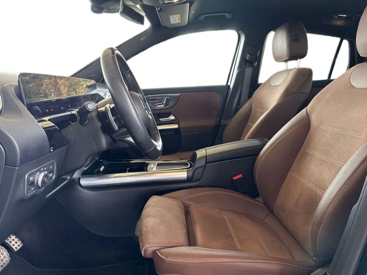 Mercedes-Benz GLA SUV usata a Bari (10)