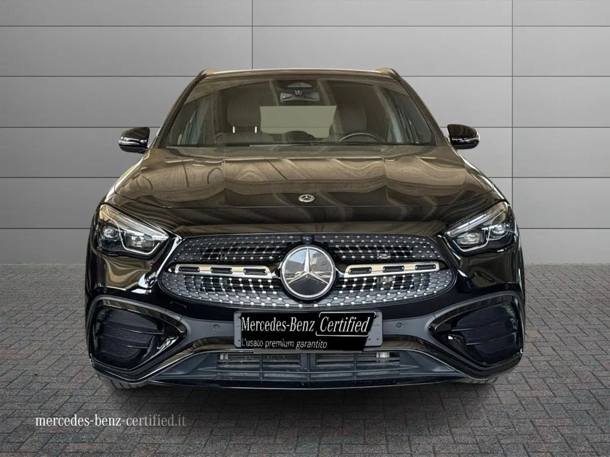 Mercedes-Benz GLA SUV usata a Bari (3)