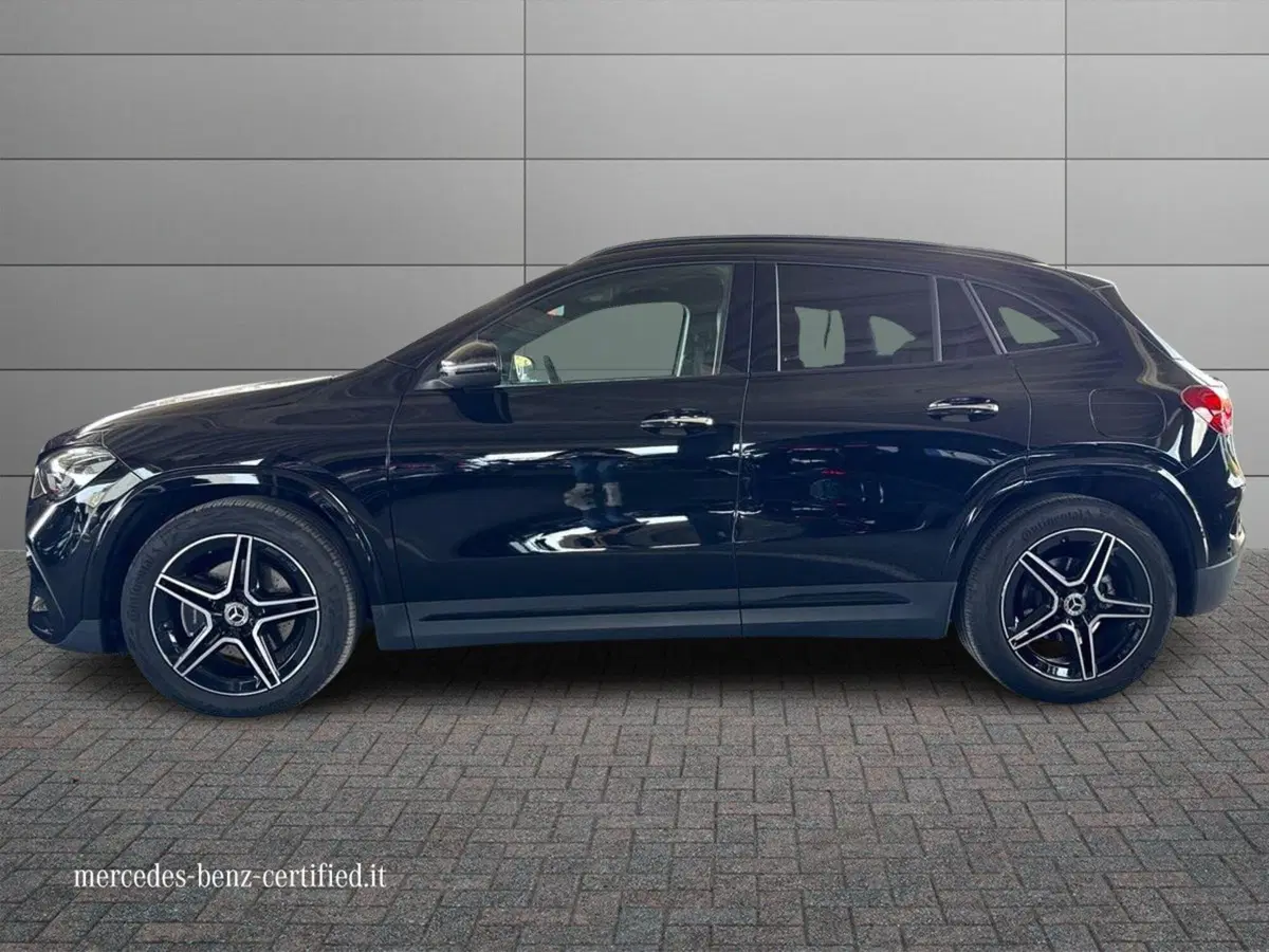 Mercedes-Benz GLA SUV usata a Bari (6)