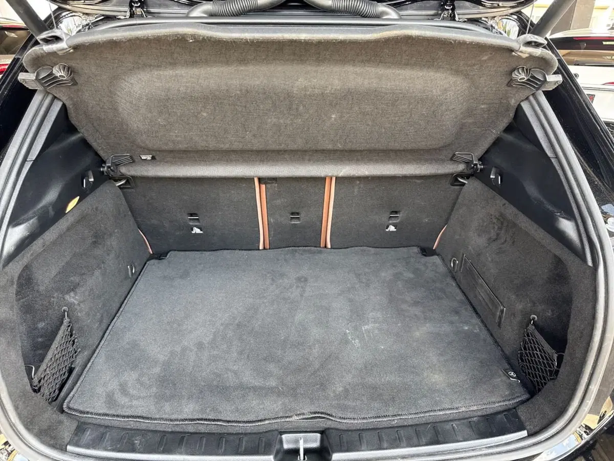 Mercedes-Benz GLA SUV usata a Bari (8)