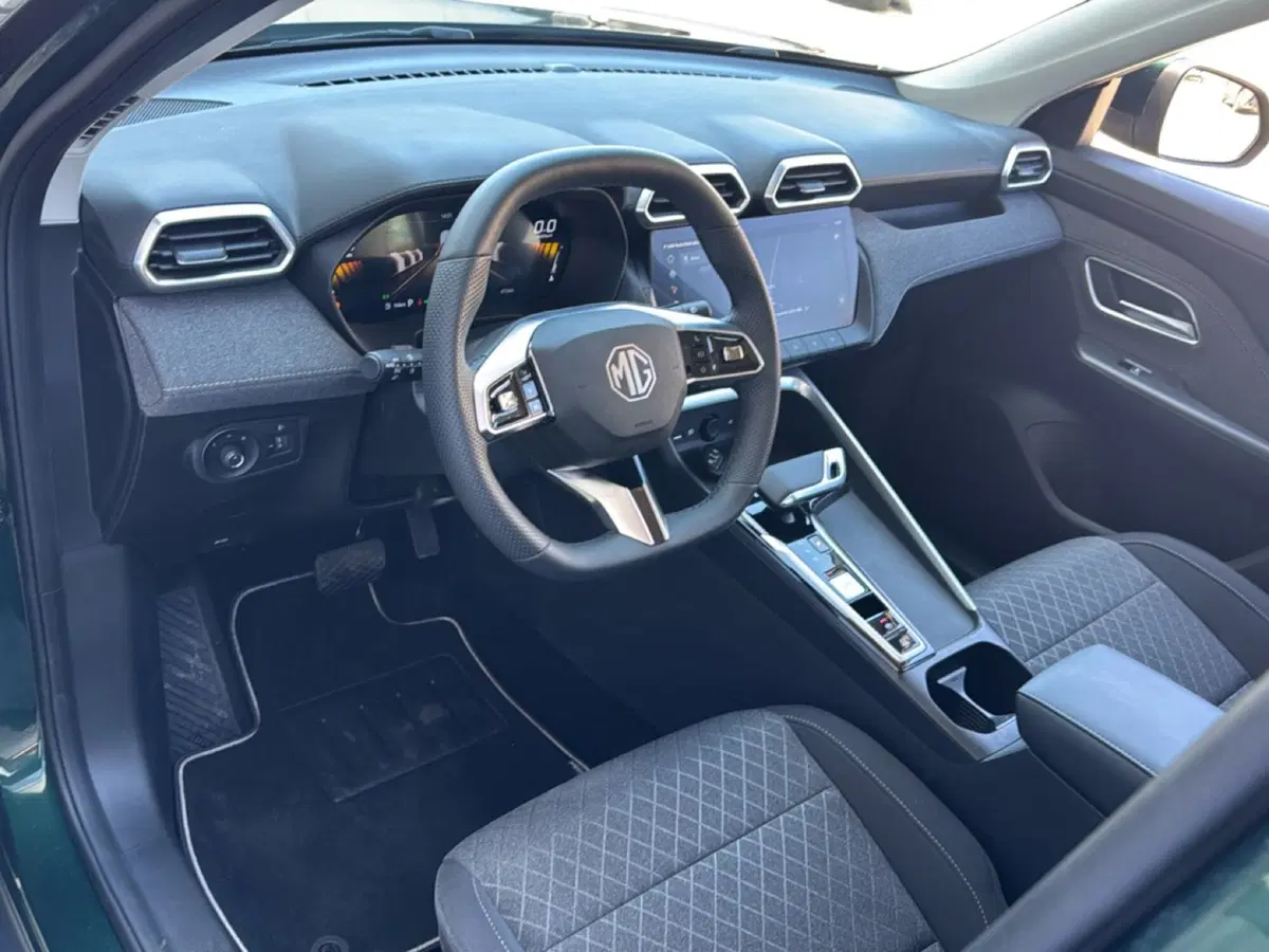 Mg ZS usata a Ferrara (13)