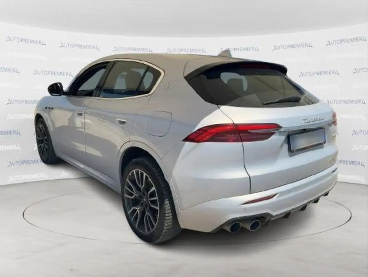 Maserati Grecale usata a Como (3)