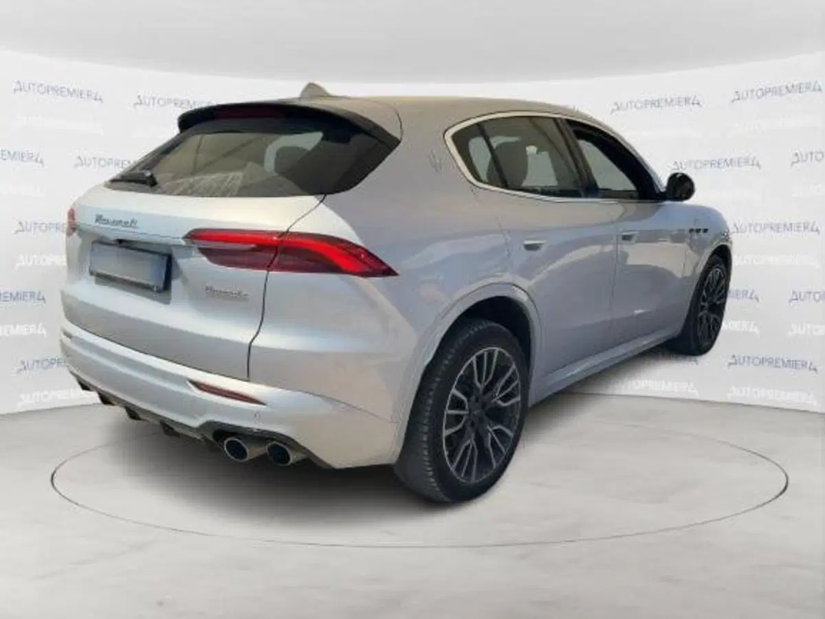 Maserati Grecale usata a Como (5)