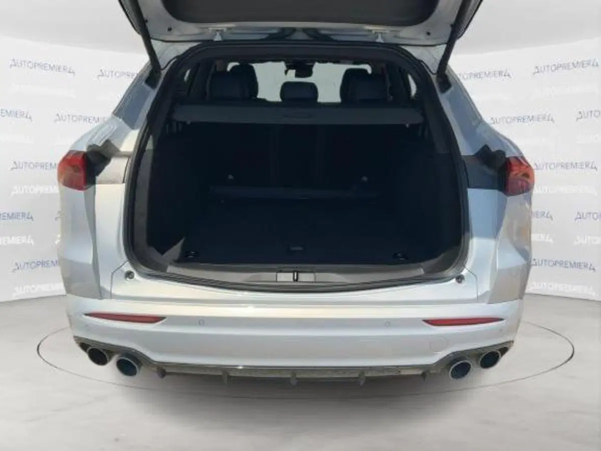 Maserati Grecale usata a Como (6)