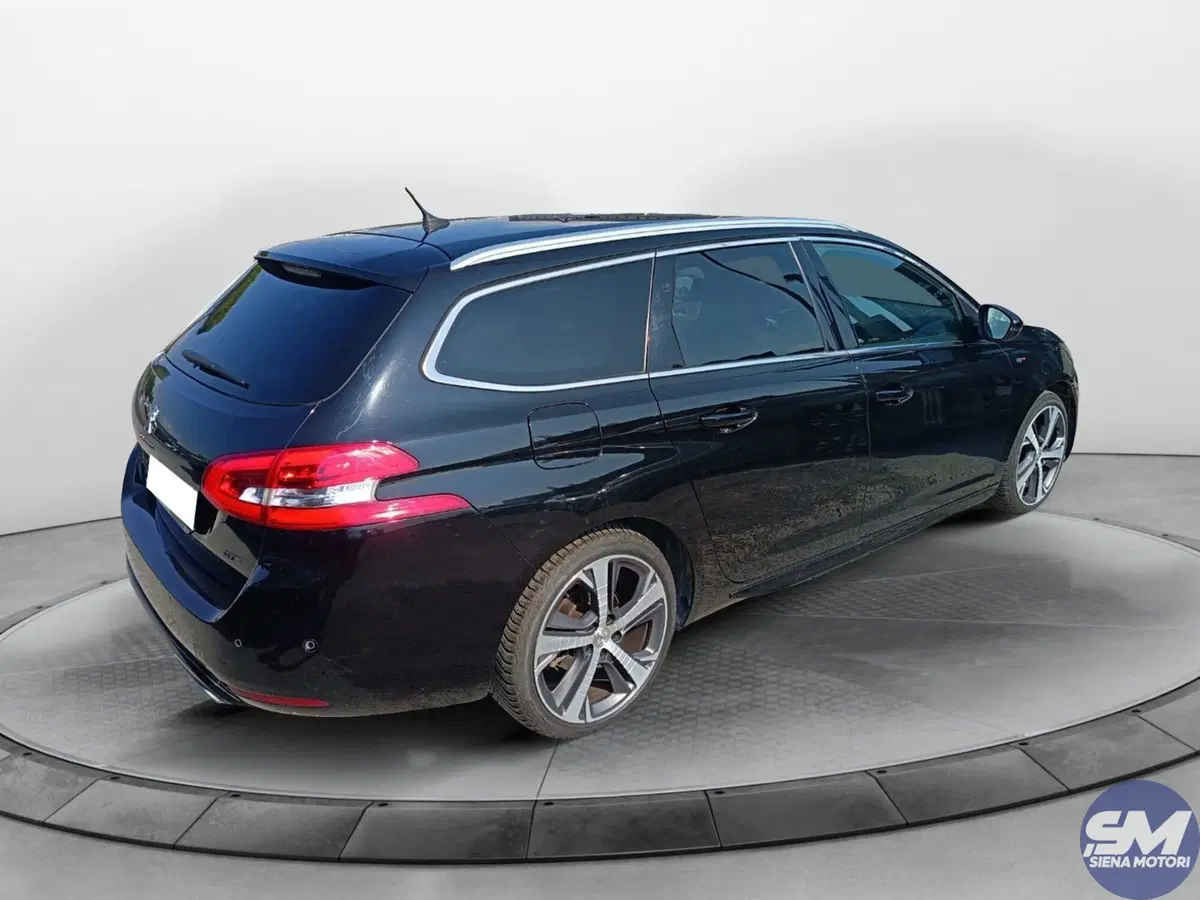 Peugeot 308 SW usata a Siena (4)