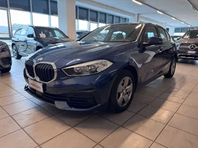 BMW Serie 1 116d Business Advantage del 2021 usata a Messina